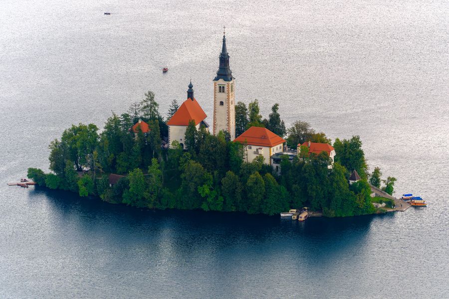 Bled Island, close