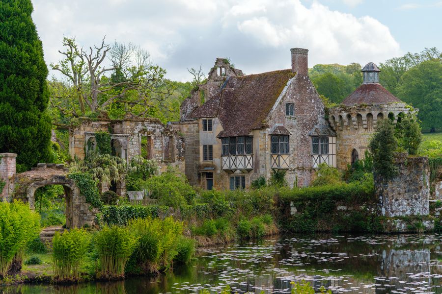 Scotney Castle across the moat